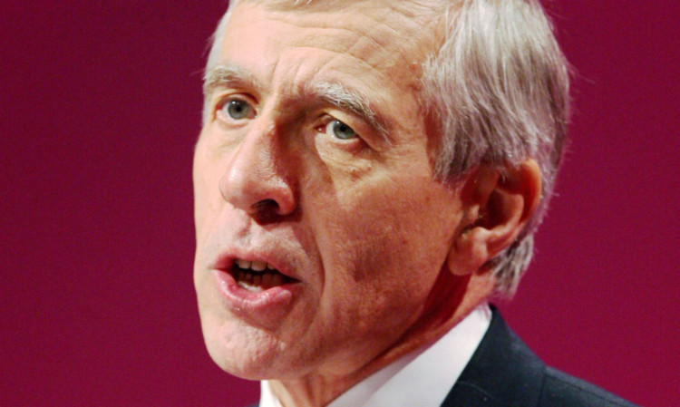 Former Home Secretary Jack Straw admits to failings on immigration policy.