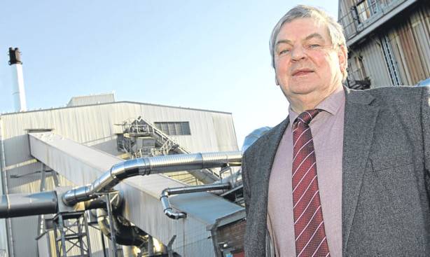 Councillor Brian Gordon outside the DERL plant.