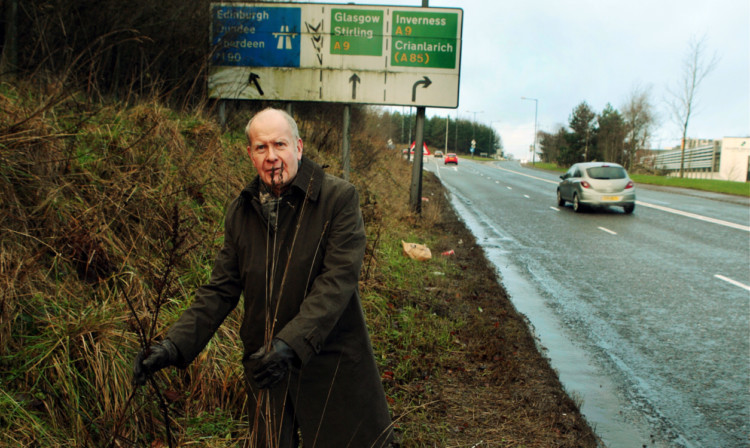 Councillor Willie Wilson is unhappy about the unkempt appearance of the grass verges on the south side of the Broxden roundabout.