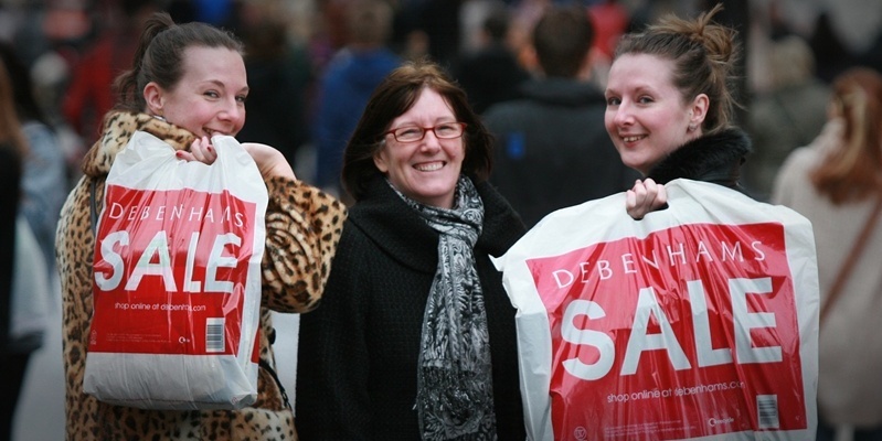 Kris Miller, Courier, 26/12/11. Picture today at Boxing Day Sales, Dundee. Pic shows Lisa, Wendy and Nicola Kell who were willing to put up with the crowds to find a bargain.