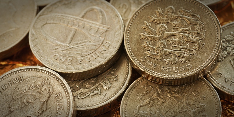 British money:a high angle view of British one pound sterling (£1) coins.The Canadian Press Images/Bayne Stanley