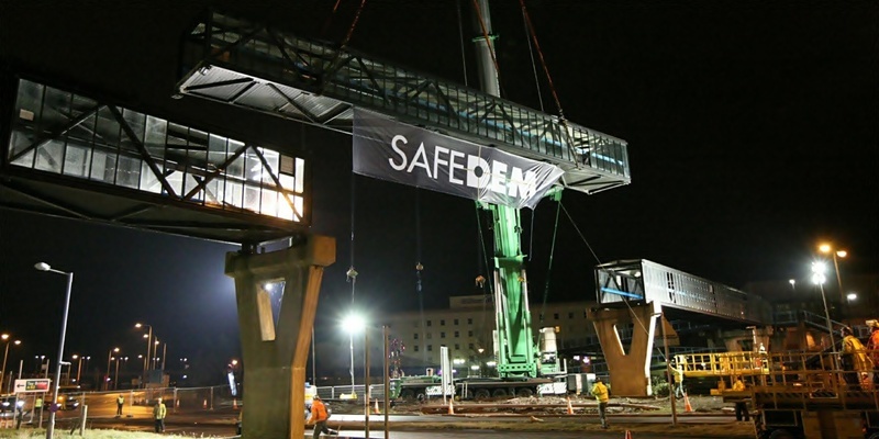 DOUGIE NICOLSON, COURIER, 17/01/12, NEWS.

The footbridge is lifted away today, Tuesday 17th January 2012. PIC ACTUALLY TAKEN AT 01.30AM ON WEDNESDAY MORNING.