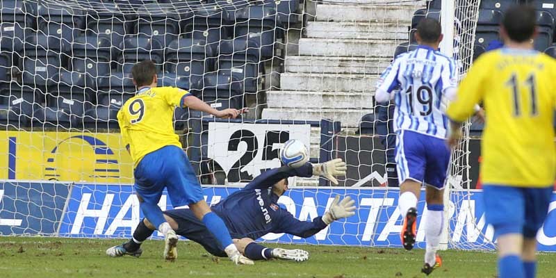 21/01/12 Sunday Post, Chris Austin.Kilmarnock

      andy barrowman scores     during the SPL match at Rugby Park