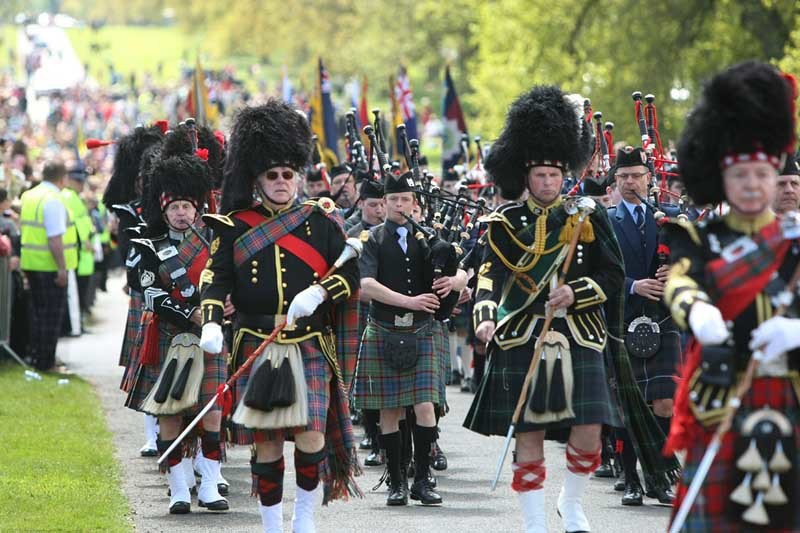 DOUGIE NICOLSON, COURIER, 20/05/12, NEWS.

GLAMIS GATHERING, GLAMIS CASTLE.

WORDS BY GRAEME STRACHAN.

The pipe bands parade.