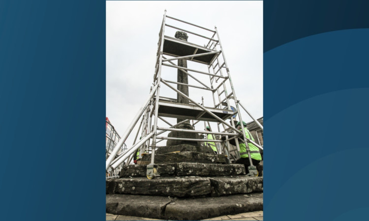 Work has begun on the market cross in Kincardine.