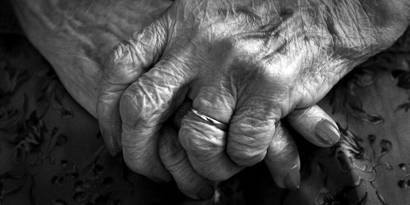 File photo dated 05/12/08 of the hands of an elderly person as people can smell age, a study has shown.