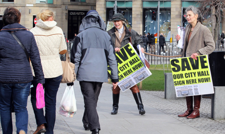 Margaretha Linacre and Alexander Burke were in Edinburgh to gather support for the campaign to save Perth City Hall.