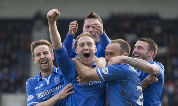 Steven Anderson celebrates his goal with Saints team-mates on Saturday.