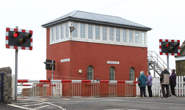 Carnoustie signal box could close in 2016 as part of plans to upgrade the level crossing next to it.