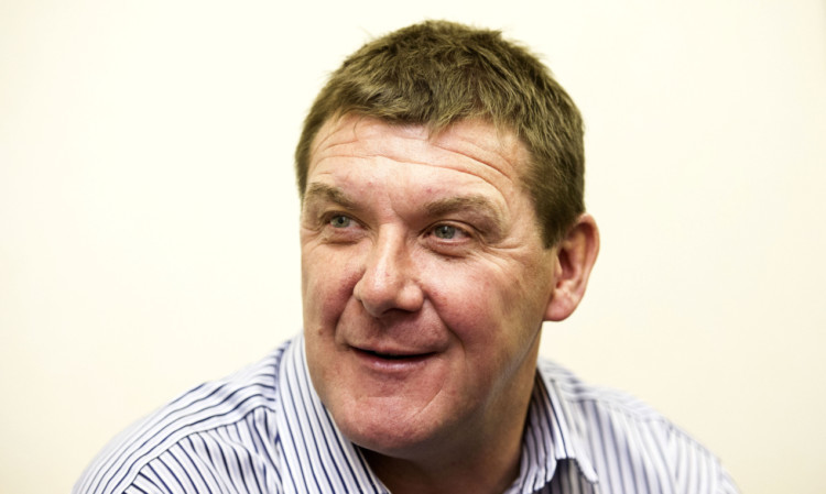 St Johnstone manager Tommy Wright says he is being urged not to rest his players ahead of the cup final.