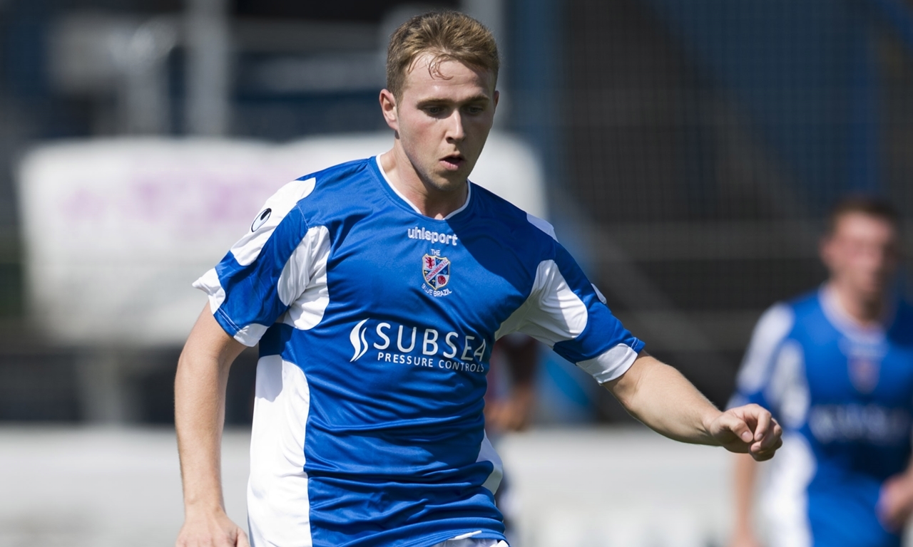 06/07/13 PRE-SEASON FRIENDLY
COWDENBEATH V SHEFFIELD UTD (1-1)
CENTRAL PARK - COWDENBEATH
Greg Stewart in action for Cowdenbeath.