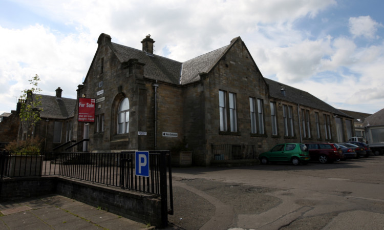 The former Kinross High School building has lain empty for years.