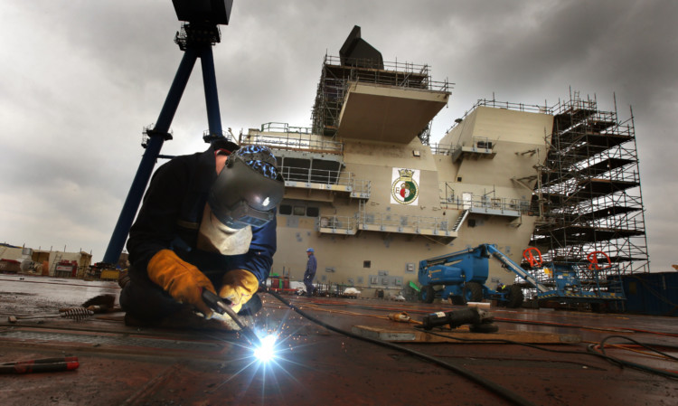 Work ongoing at the Queen Elizabeth Aircraft carrier.