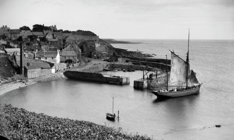 Beveridge captured Crail Harbour during his travels.