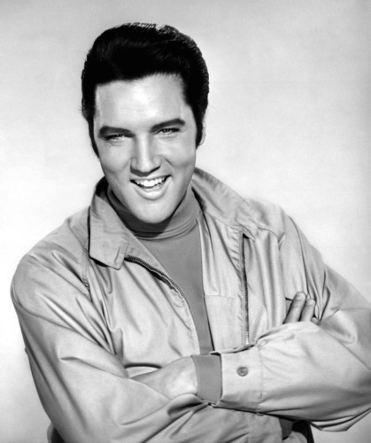 Elvis Presley, Portr?t Ende der 60er Jahre / Portrait, Portr?t, Personen, Singer, Crowner, Rock'n roll, Rollkragenpullover