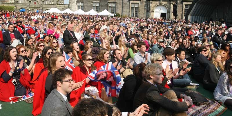 Kim Cessford, Courier, - 29.04.11 - clebrations for the royal wedding in St Salvador's Quad, St Andrews - pictured are the crowd watching the wedding