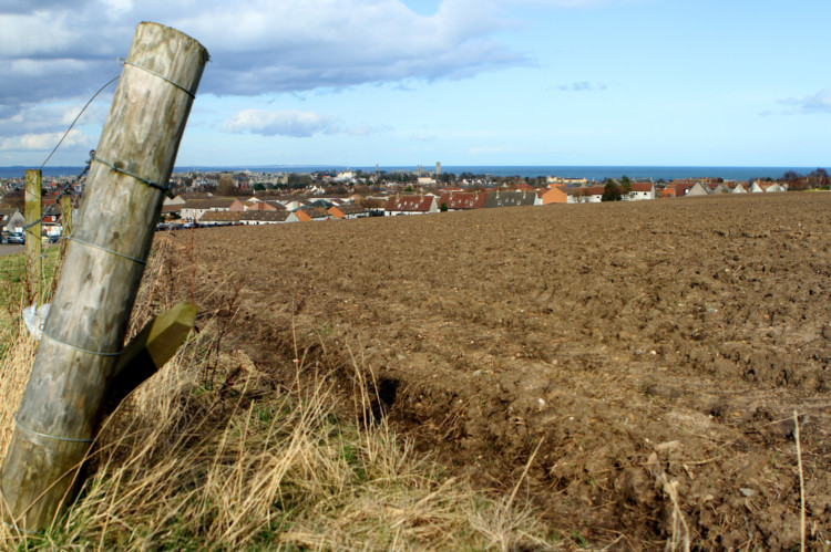 Kris Miller, Courier, 21/03/14. Picture today shows one of the new proposed sites (Pipeland or Pipelands) for the new Madras College secondary school in St Andrews. A new general view of the site just for Barrie.