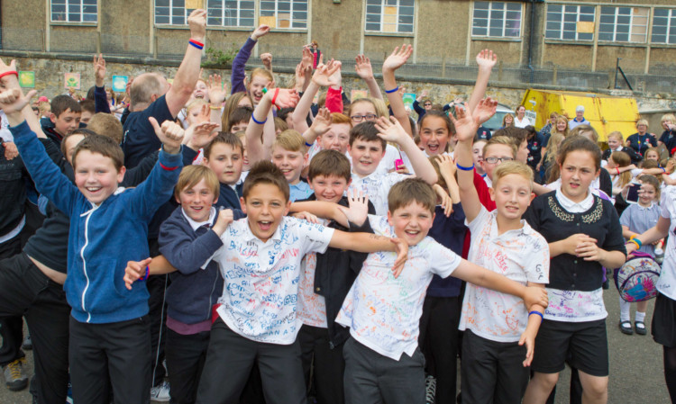 Burntisland Primary Schools fun and afternoon flash mob marks the schools closure after 137 years.