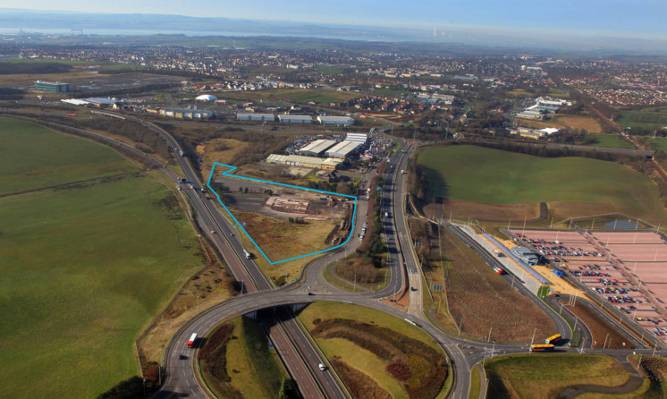 The Halbeath site, outlined, which could be the location of a new development of car dealerships.