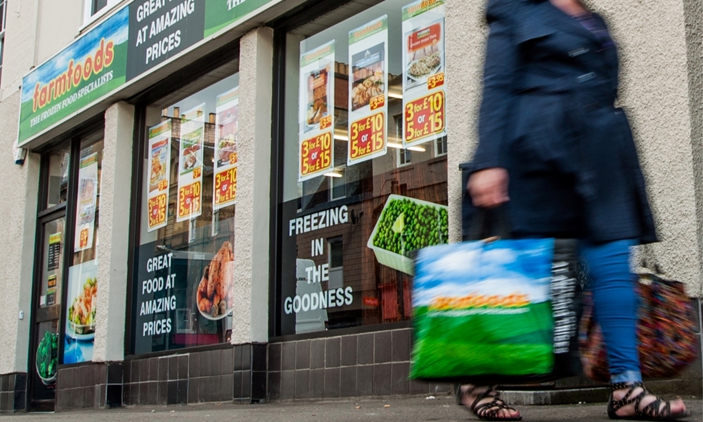 Steve MacDougall, Courier, Farmfoods Supermarket, South Street, Perth. Picture to accompany story about Farmfoods being robbed at knife point earlier in the week. Pictured, general view / exterior.