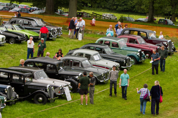 Scottish Transport Extravaganza organisers said they could not have wished for a better 40th birthday present than the weekend turnout of exhibitors and spectators at the Glamis Castle event. Scotlands biggest vintage vehicle gathering saw a crowd upwards of 15,000 flock to the landmark, and with a record entry of 1,400 vehicles, covering everything from bicycles to lorries, there was plenty for the crowds to enjoy under the fine Angus skies.