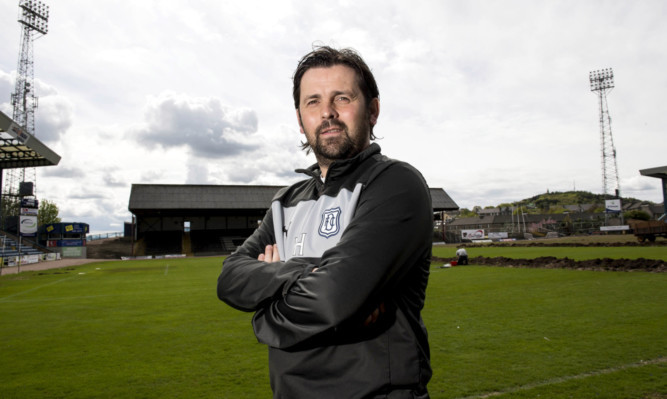 Paul Hartley wants to make the Dark Blues hard to beat on their return to the Premiership this season, challenging the team to be shut-out kings.