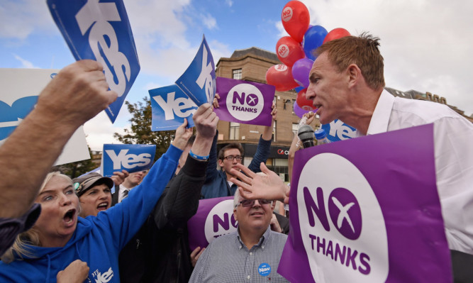 Raucous scenes as Jim Murphy's tour reached Dundee on Wednesday.