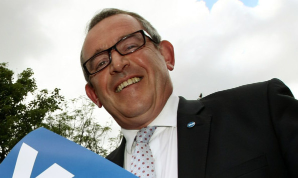 Stewart Hosie said he made every attempt to get to the vote on time.