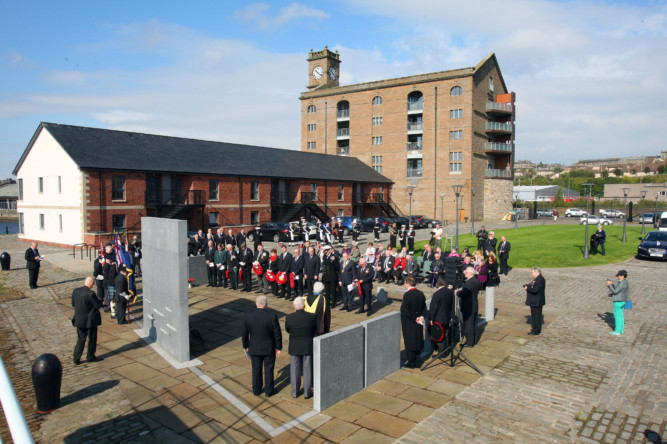 A moving remembrance ceremony was held in Dundee on Saturday to pay tribute to those lost at sea. Wreaths were laid during the Dundee International Submarine Memorial service in honour of the sacrifices made by hundreds of Dundee seamen. Dundee was the base of the Royal Navys 2nd Submarine Flotilla in 1939 and from 1940 to 1946 it was the base of the 9th Submarine Flotilla, an international force composed of British units along with Free French, Dutch, Norwegian and Polish crews. Russian submarine crews were also based in Dundee in the summer of 1944. The annual memorial service commemorates the six British, Dutch, Norwegian and Russian submarines lost on operations from Dundee.