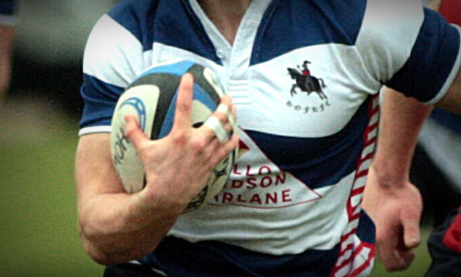 Howe overcame Hamilton 27-25 at Duffus Park.