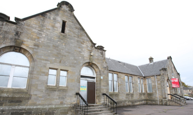 The former Kinross High School building.