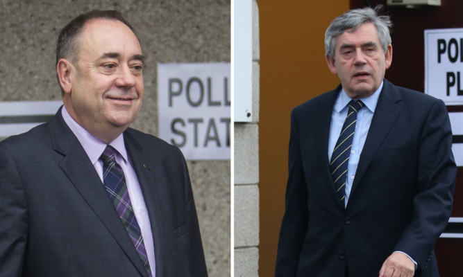 Alex Salmond and Gordon Brown voting on Thursday morning.