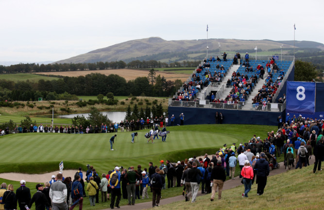 The worlds best golfers took to the course at Gleneagles ahead of the Ryder Cup. Players from Team Europe and Team USA looked relaxed as they limbered up ahead of their showdown later this week. Rory McIlroy putts during practice.