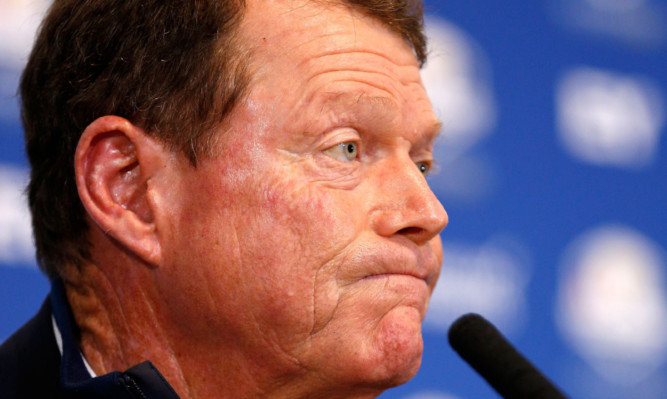 Tom Watson keeping his cool at the press conference despite Phil Mickelson's criticism.