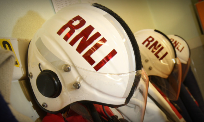 Kris Miller, Courier, 04/01/12. Picture today at Kinghorn Lifeboat Station shows Megan Davidson checking equipment.