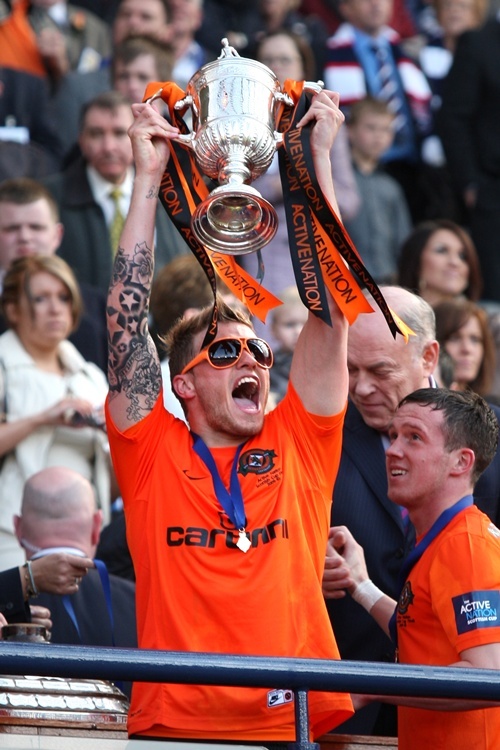 Kris Miller, Courier, 15/05/10, Sport.
Active Nation Scottish Cup Final, Hampden Park. 

Dundee United V Ross County.

Post match celebrations.