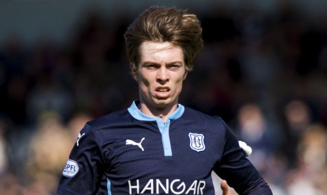 Craig Wighton in action for Dundee.