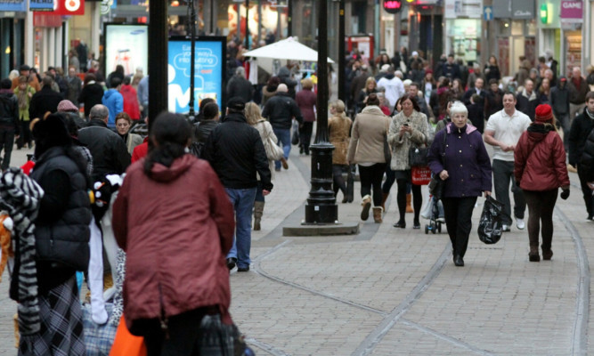 Shoppers in Dundee's Murraygate.