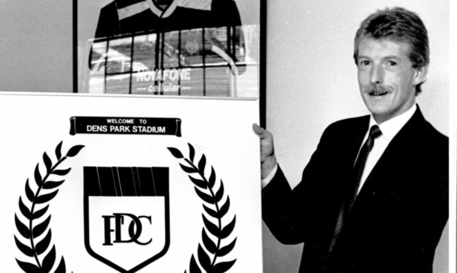 The late Bob Bruce with a Dundee FC sign he made himself.