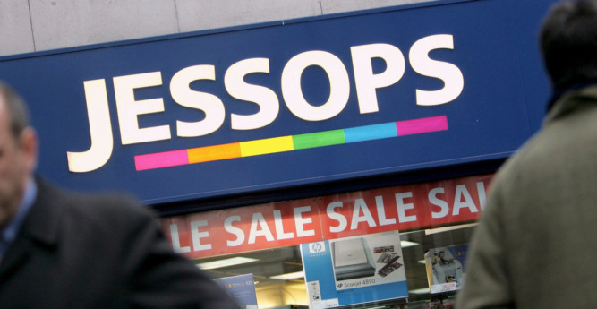 LONDON - JANUARY 10:  A general view is seen of Jessops on Oxford Street as high street shops release their latest figures, in Central London on January 10, 2006 in England.  (Photo by Chris Jackson/Getty Images)