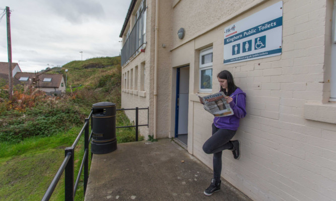 Beach Brae Award winning toilet in Kinghorn with Zoe Black.