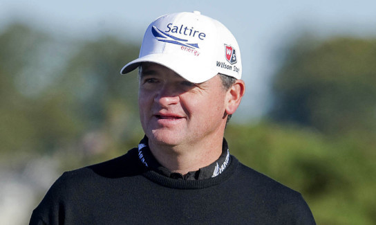 04/10/12 ALFRED DUNHILL LINKS CHAMPIONSHIP
CARNOUSTIE
Scottish Ryder Cup hero Paul Lawrie checks his scorecard