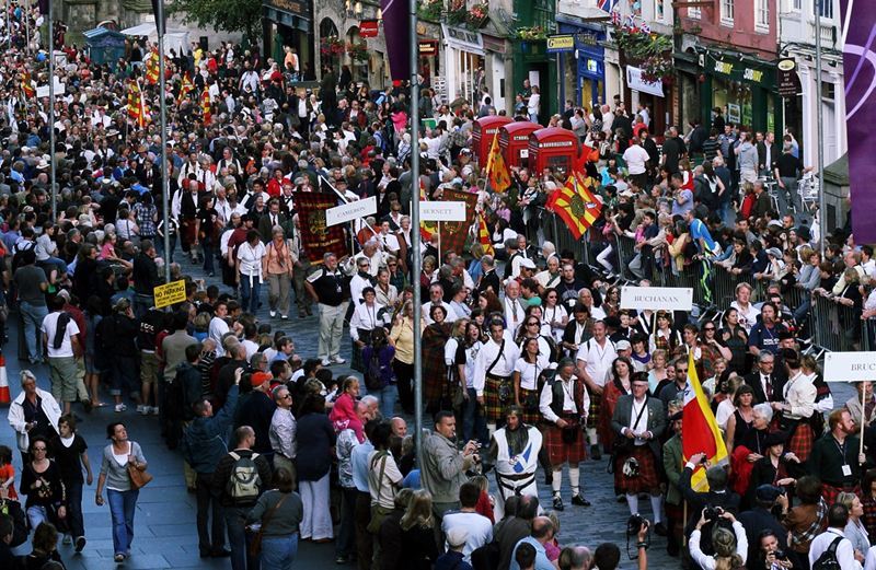 The Gathering 2009, Edinburgh.   Scottish clans march through Edinburgh as part of the Homecoming celebrations.