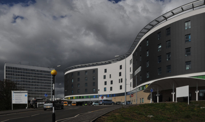 Kim Cessford - 14.04.12 - FOR FILE - pictured is the Victoria Hospital, Kirkcaldy