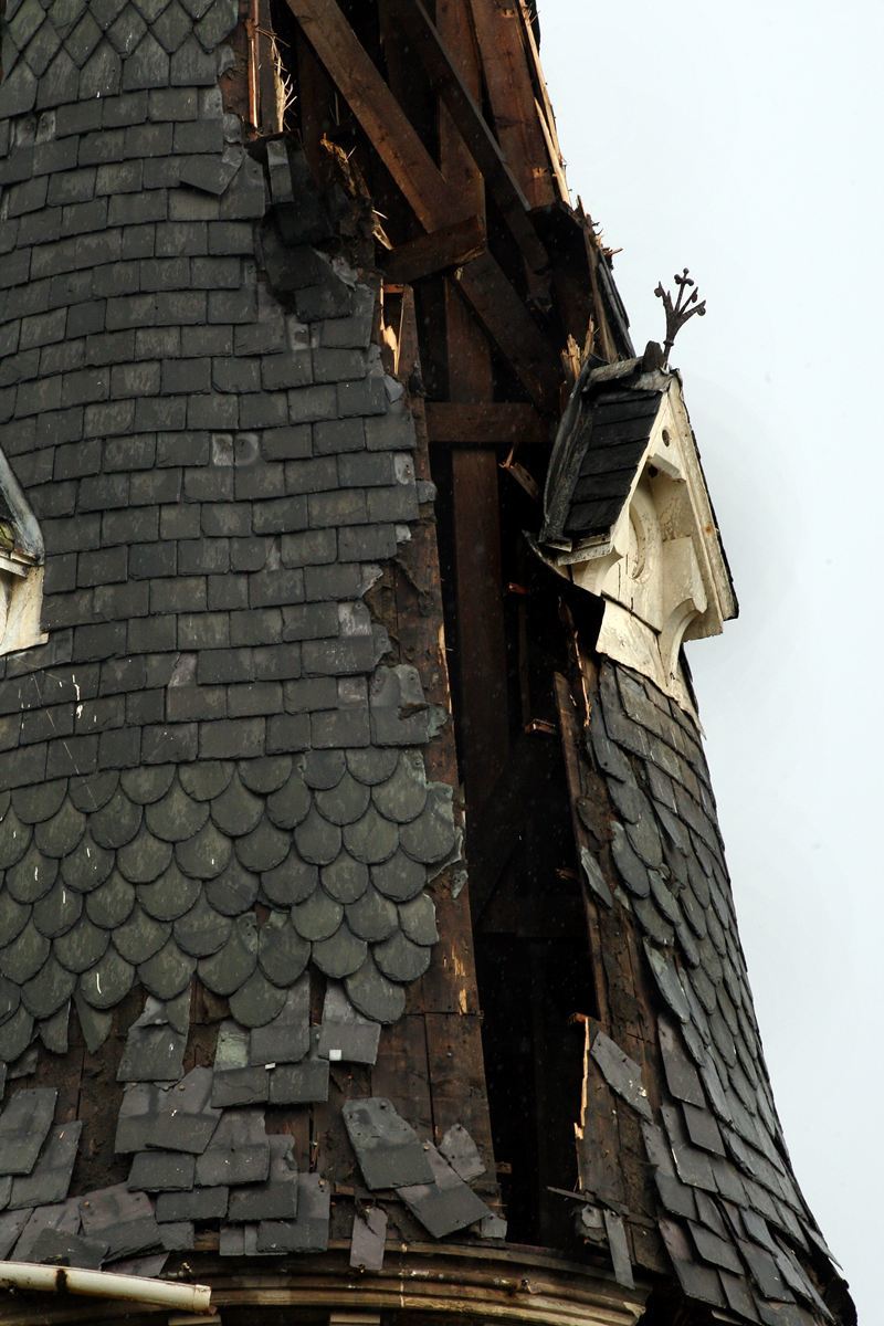 John Stevenson, Courier,27/05/10.Dundee.Broughty Ferry,Lightning Strike on steeple at St Stephen's and West Parish Church.Pic showsclose up of damage to the steeple.