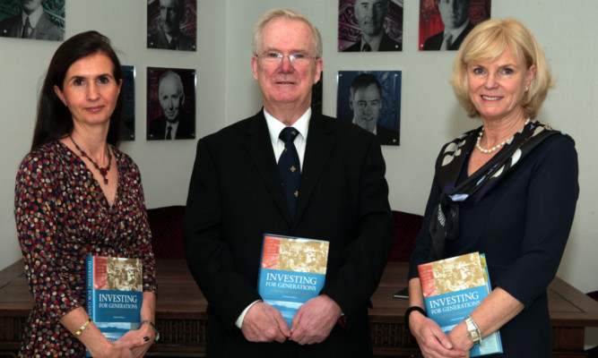 Professor Charles Munn with Katherine Garrett-Cox (left) and Karin Forseke at the launch of the new book.