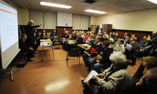 Flood scheme meeting in Dunfermline.