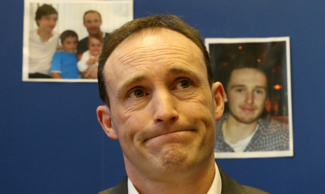 Alan McInnes makes a public appeal to trace his son David O'Halloran.