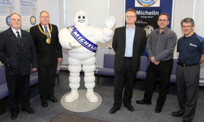 (Left to right) Cllr Bill Campbell, Lord Provost, John Reid - Factory manager, Cllr Will Dawson and Ian Peart - Head of Personel.