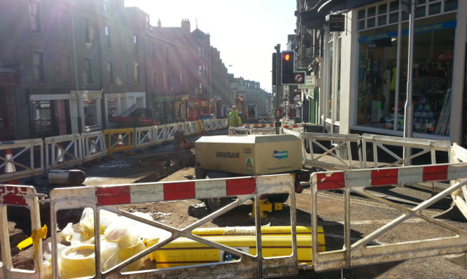 A power cable was damaged by contractors replacing gas mains in Albert Street.